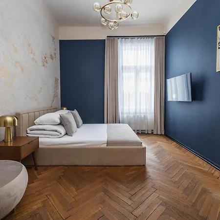4-bedroom Apartment-old Town-sw Gertrudy Street Apartmán