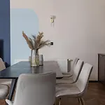 アパート 4-bedroom Apartment-old Town-sw Gertrudy Street クラクフ