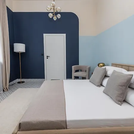 4-bedroom Apartment-old Town-sw Gertrudy Street * Krasków