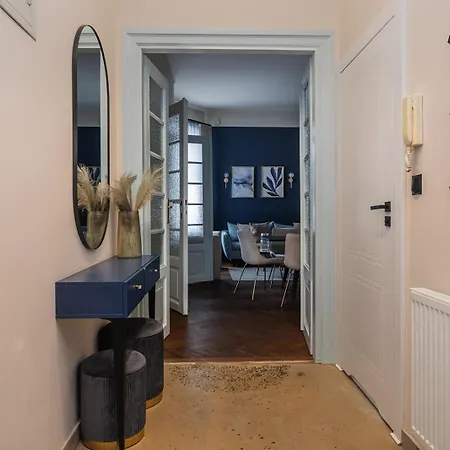 4-bedroom Apartment-old Town-sw Gertrudy Street * Kraków