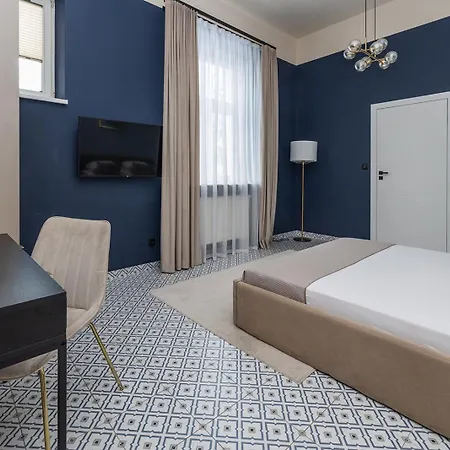Apartmán Ocean Breeze-4Br With Balcony-Old Town