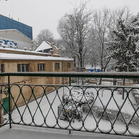 Ocean Breeze-4Br With Balcony-Old Town Krakov